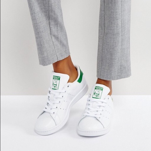 adidas Shoes - NEW Adidas Stan Smith Shoes in CLOUD WHITE / GREEN